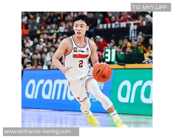 徐杰：从青涩球员到篮球场上的闪耀明星之路与成长故事
